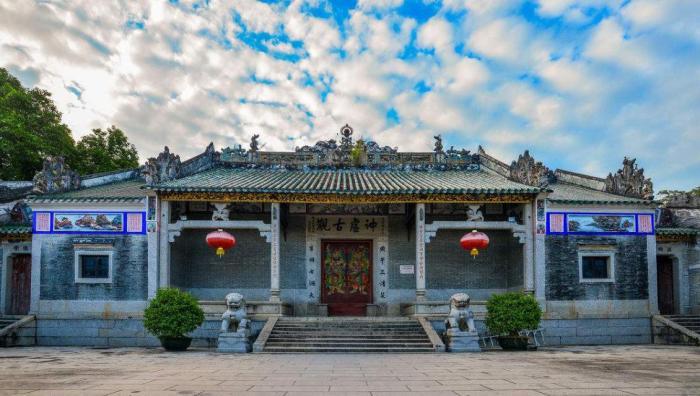 三亿体育官网_新土地管理法修正政策解读:农民自愿退出宅基地优惠多(图2) 三亿体育手机版