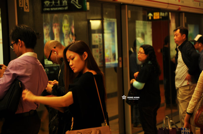 出口持续下滑 政府缩减顺差不松动【三亿体育手机版】(图2) 三亿体育手机版