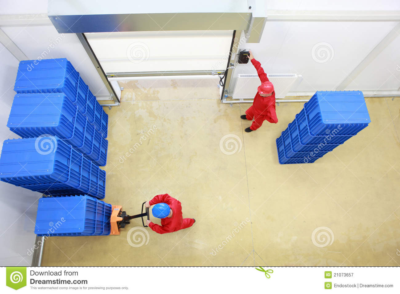 Wiivv为久站员工提供3D打印定制鞋垫‘三亿体育’